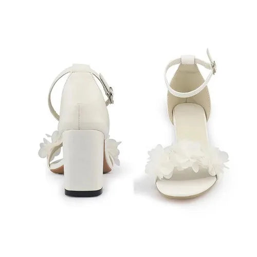 Naomi Élégance – Sandales à Talon Bloc & Accents Floraux